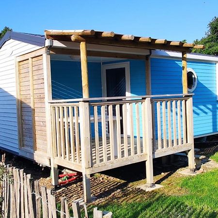 Camping Insolite Le Haut Village Saint-Michel-Chef-Chef Exterior foto