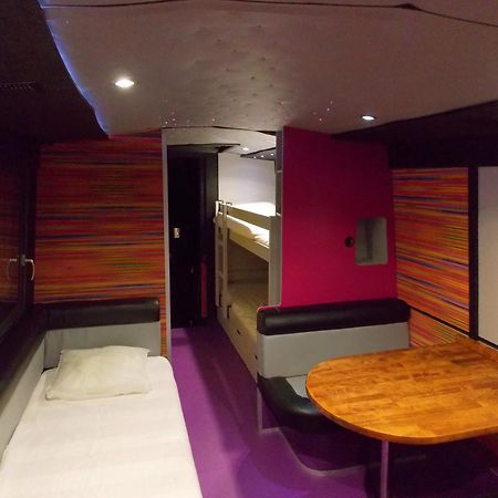 Camping Insolite Le Haut Village Saint-Michel-Chef-Chef Exterior foto