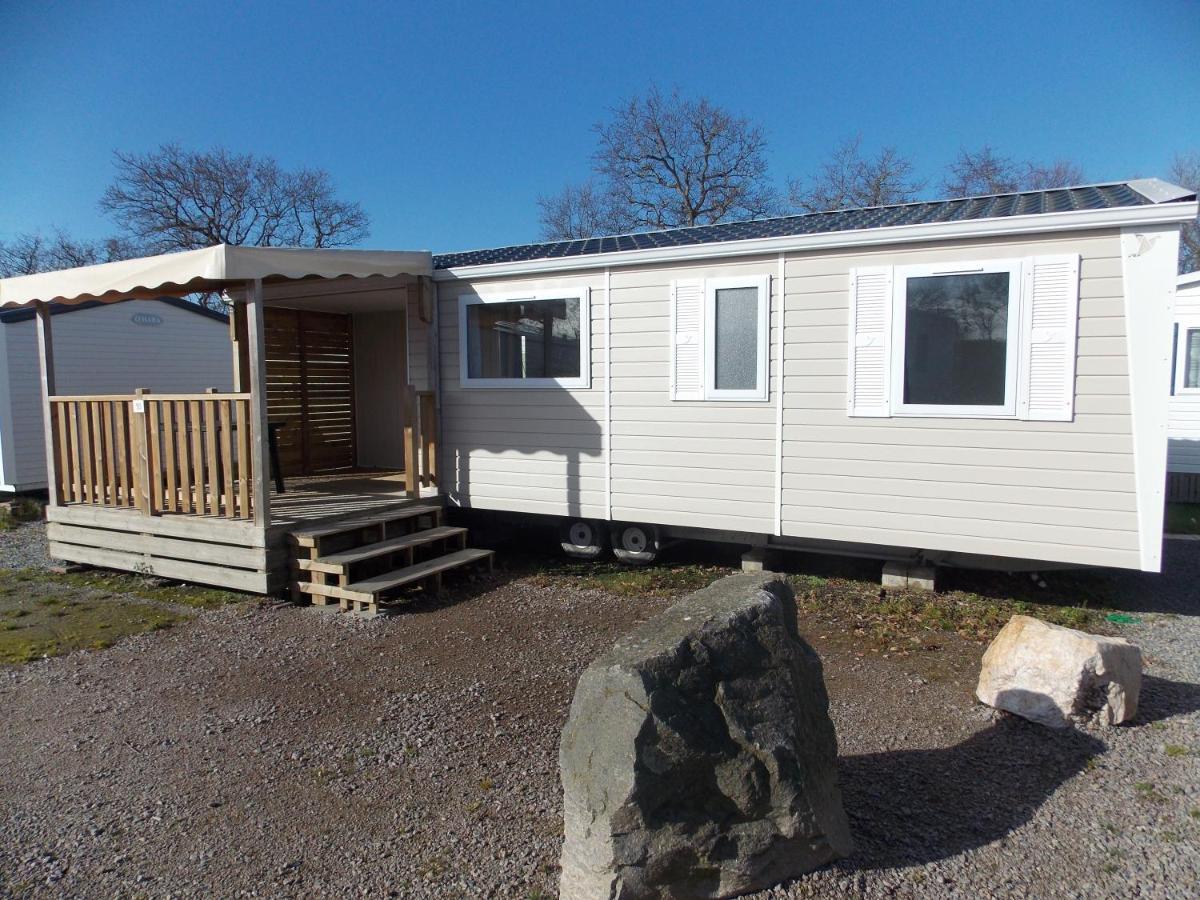 Camping Insolite Le Haut Village Saint-Michel-Chef-Chef Exterior foto