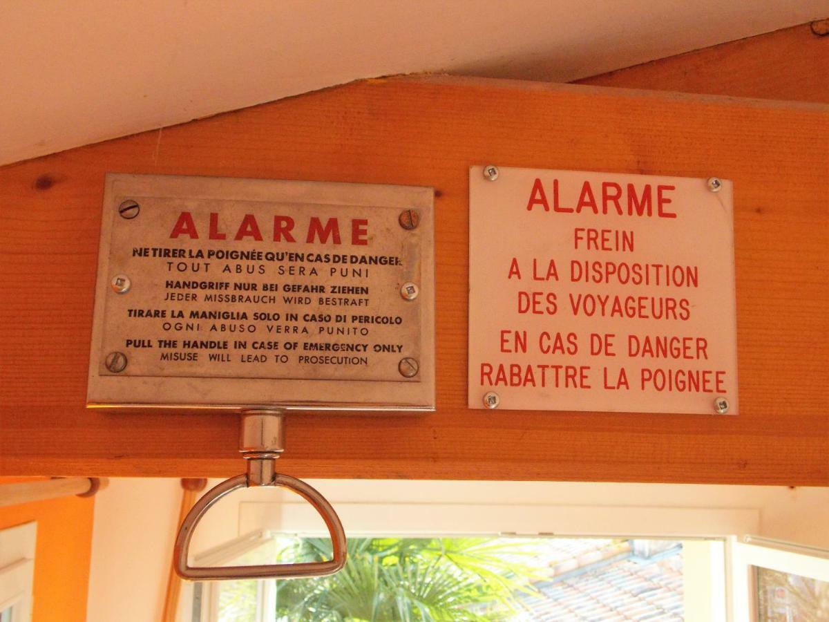 Camping Insolite Le Haut Village Saint-Michel-Chef-Chef Exterior foto