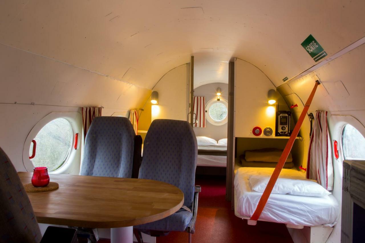 Camping Insolite Le Haut Village Saint-Michel-Chef-Chef Exterior foto